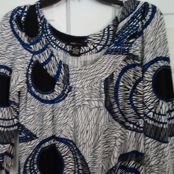 BCBG XS Blue/Gray Dropped Waist Dress-3/4 Sleeves - Picture 2 of 6